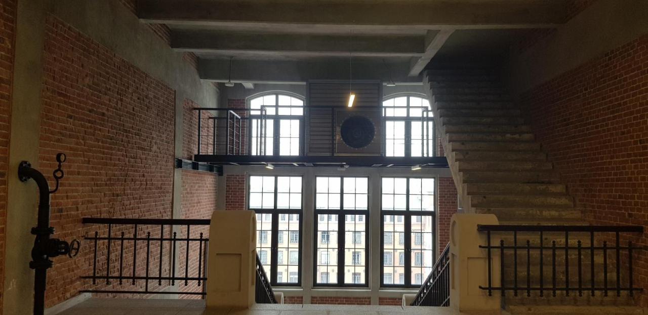 Loft Hiellego Leilighet Zyrardow Eksteriør bilde